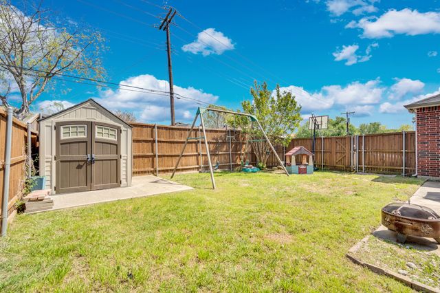 622 Hugh Walker Drive, Mesquite, TX 75149