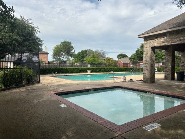 622 Hugh Walker Drive, Mesquite, TX 75149
