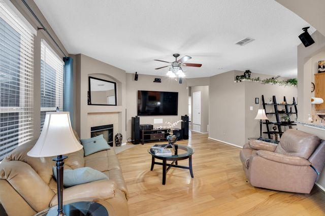 622 Hugh Walker Drive, Mesquite, TX 75149