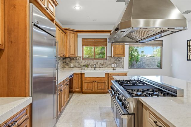 1369 Opal Valley Street, Henderson, NV 89052