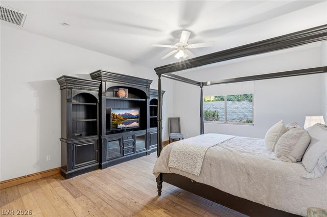 1369 Opal Valley Street, Henderson, NV 89052