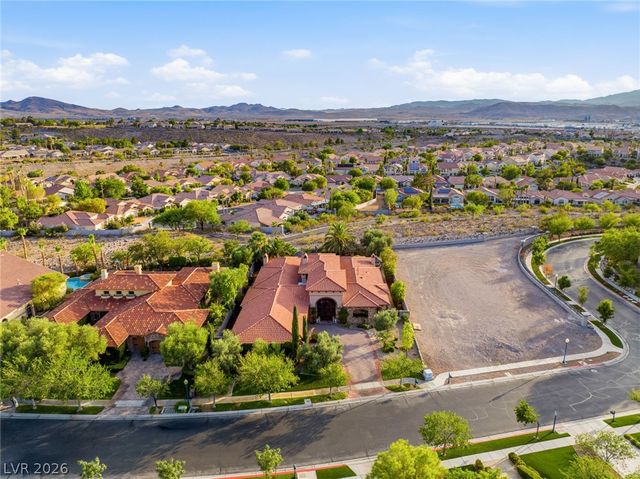 1369 Opal Valley Street, Henderson, NV 89052