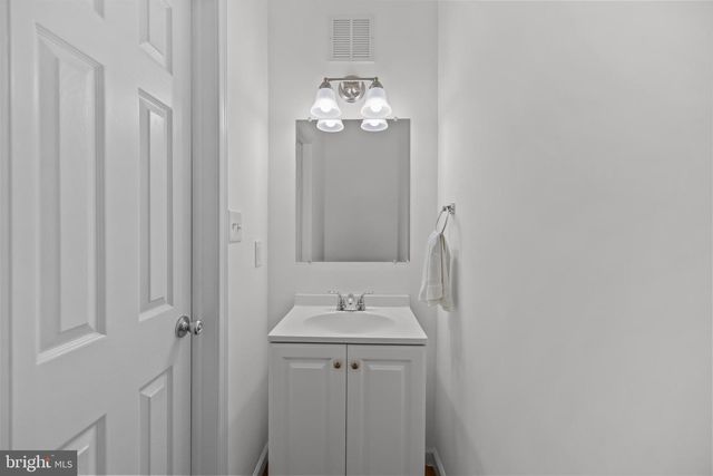 534 IRVING ST NW, Washington, DC 20010