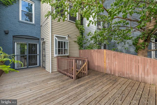 534 IRVING ST NW, Washington, DC 20010