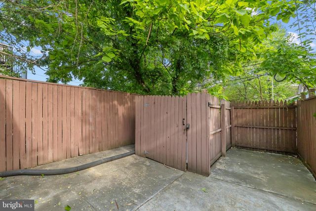 534 IRVING ST NW, Washington, DC 20010
