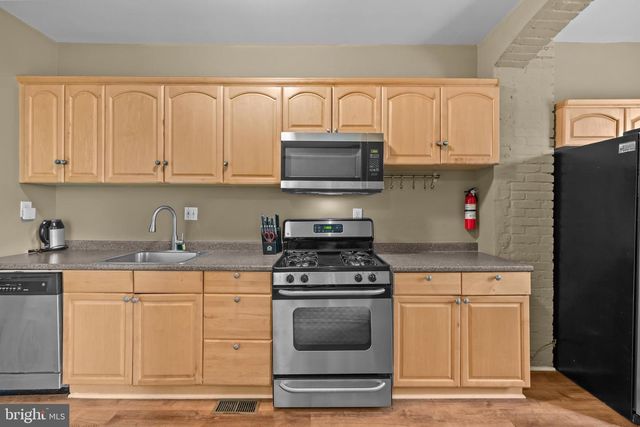 534 IRVING ST NW, Washington, DC 20010