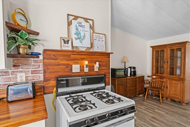 3957 Lodge Road, Dalton, GA 30740