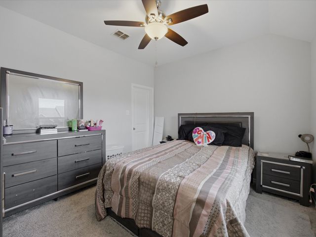 420 Milverton Drive, Fort Worth, TX 76036