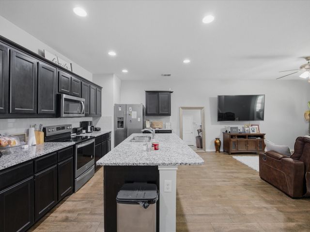 420 Milverton Drive, Fort Worth, TX 76036