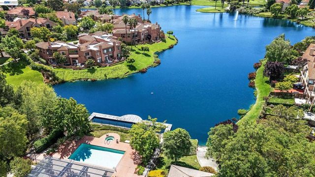 5012 Lakeview Dr 200, San Ramon, CA 94582