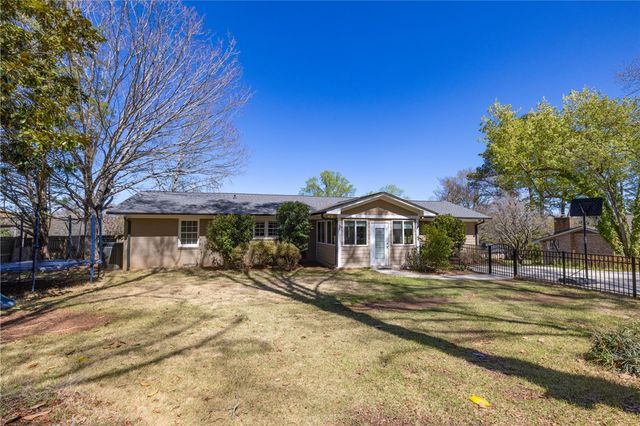 116 Karen Drive, Clemson, SC 29631