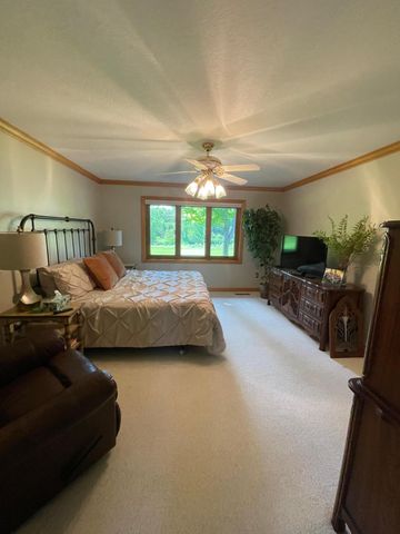 1205 26th Street SW, Austin, MN 55912