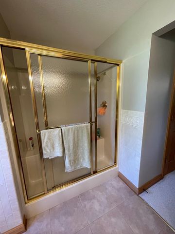 1205 26th Street SW, Austin, MN 55912
