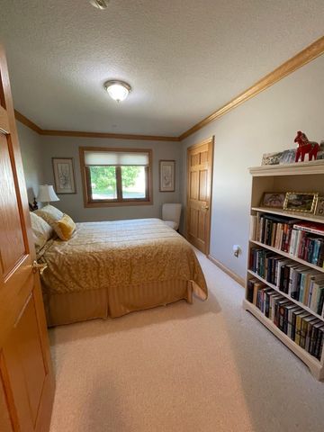 1205 26th Street SW, Austin, MN 55912