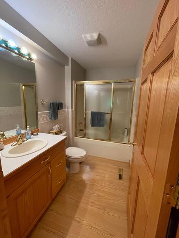 1205 26th Street SW, Austin, MN 55912