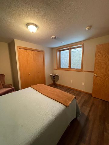 1205 26th Street SW, Austin, MN 55912