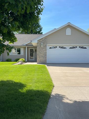 1205 26th Street SW, Austin, MN 55912