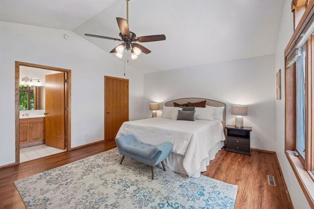 5524 W 137th Street, Savage, MN 55378