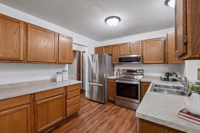 5524 W 137th Street, Savage, MN 55378