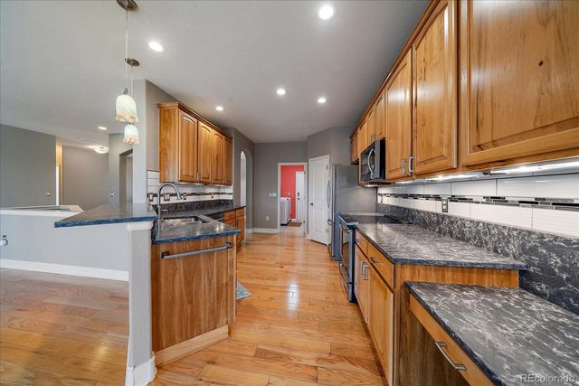 22813 E David Place, Aurora, CO 80016