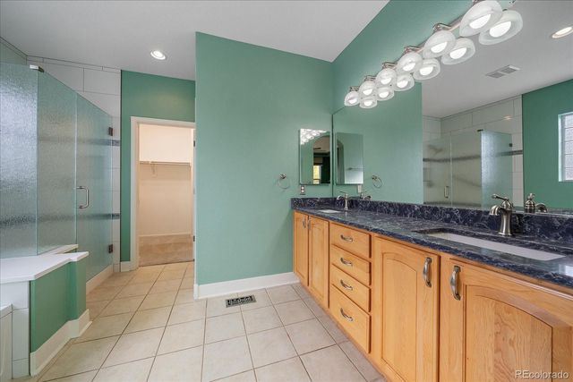 22813 E David Place, Aurora, CO 80016