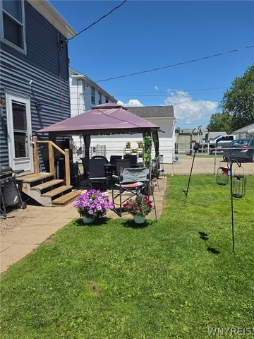 21 Montfort Drive, Cheektowaga, NY 14225