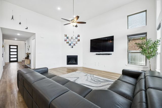 2813 Walker Way, Northlake, TX 76247