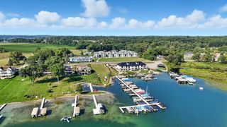 100 Ln 325 Lake James B2, Angola, IN 46703