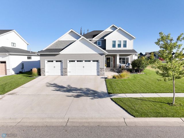 3755 Houkom Drive E, West Fargo, ND 58078