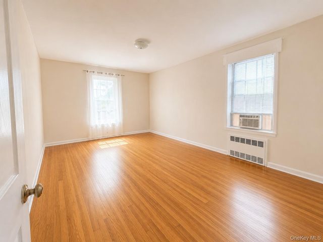 6385 Woodhaven Boulevard 5A2, Rego Park, NY 11374