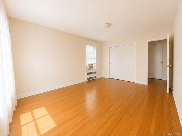 6385 Woodhaven Boulevard 5A2, Rego Park, NY 11374