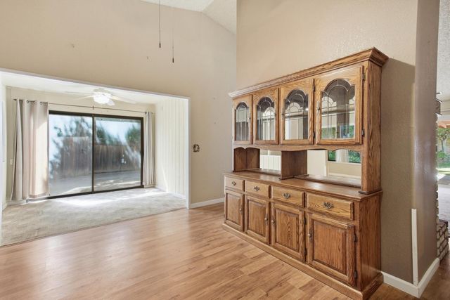 9169 Falcon Creek Cir, Elk Grove, CA 95624