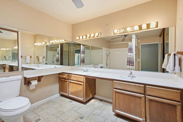 9169 Falcon Creek Cir, Elk Grove, CA 95624