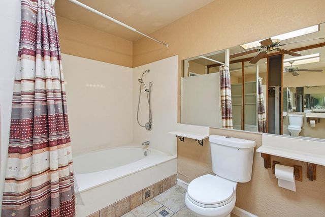 9169 Falcon Creek Cir, Elk Grove, CA 95624