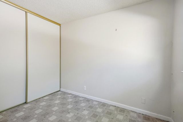 9169 Falcon Creek Cir, Elk Grove, CA 95624