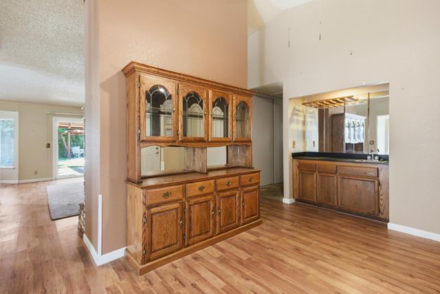 9169 Falcon Creek Cir, Elk Grove, CA 95624