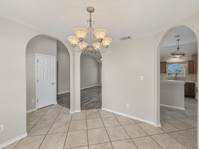 125 Barton RD, San Marcos, TX 78666