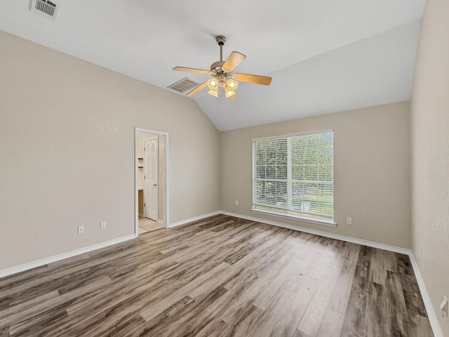 125 Barton RD, San Marcos, TX 78666