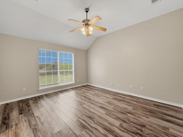 125 Barton RD, San Marcos, TX 78666