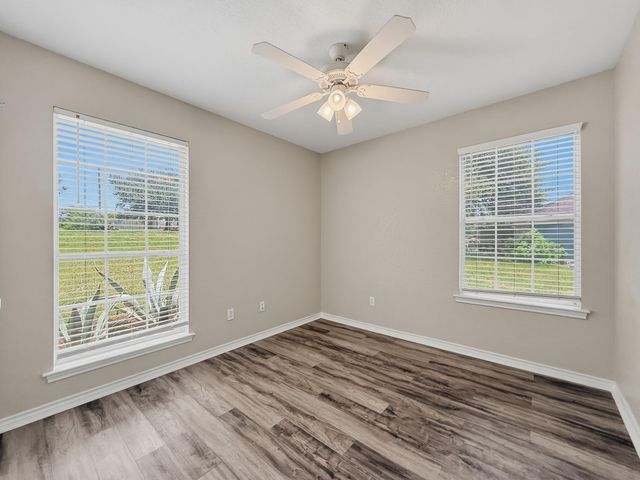 125 Barton RD, San Marcos, TX 78666