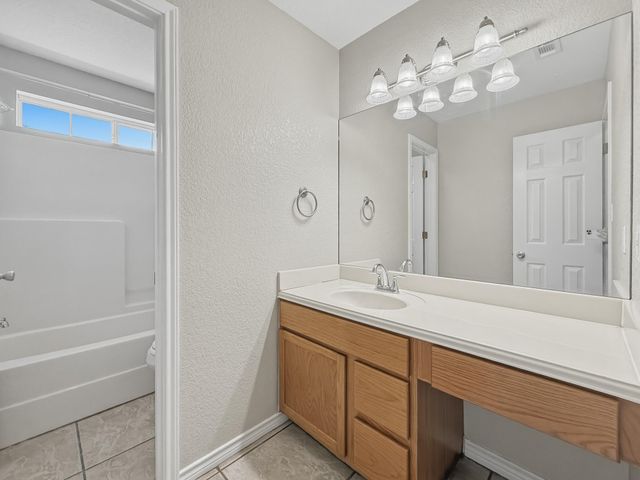 125 Barton RD, San Marcos, TX 78666