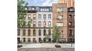 414 E 50TH Street, New York City, NY 10022