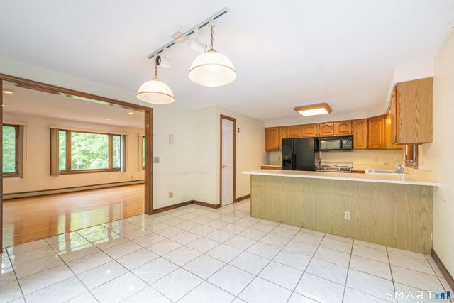 209 Cranberry Pond Road, Norwich, CT 06360