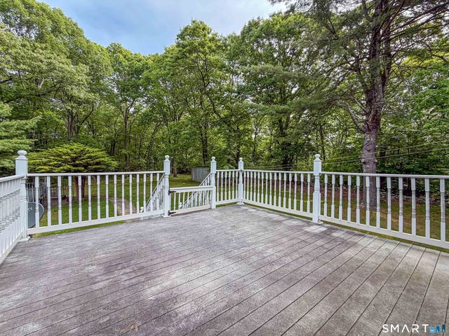 209 Cranberry Pond Road, Norwich, CT 06360
