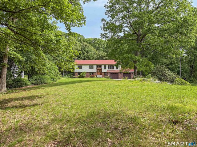 209 Cranberry Pond Road, Norwich, CT 06360