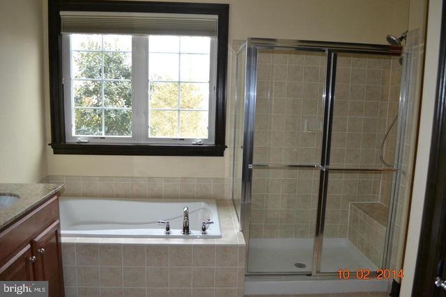44264 PANTHER RIDGE DR, Ashburn, VA 20147
