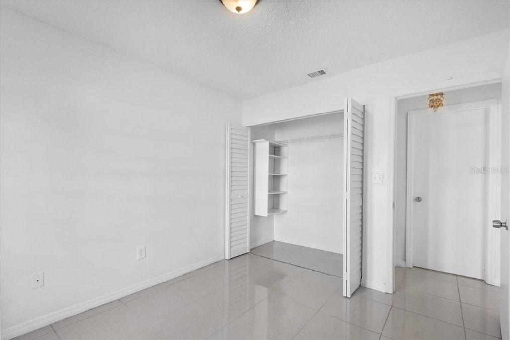 Image 15 of property listing at 3651 N GOLDENROD ROAD A101, Winter Park, FL 32792