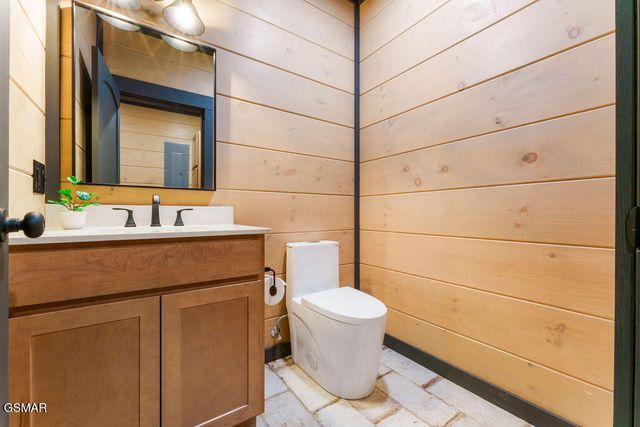 625 Summer Valley Way, Sevierville, TN 37862