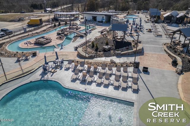 625 Summer Valley Way, Sevierville, TN 37862