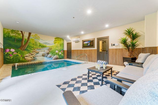 625 Summer Valley Way, Sevierville, TN 37862